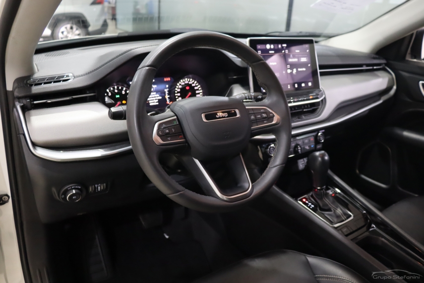 jeep compass 1.3 t270 turbo flex longitude at6 4p automatico 20233