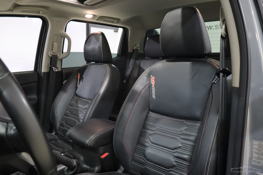nissan frontier 2.3 16v turbo diesel pro4x cd 4x4 automatico 4p 20246