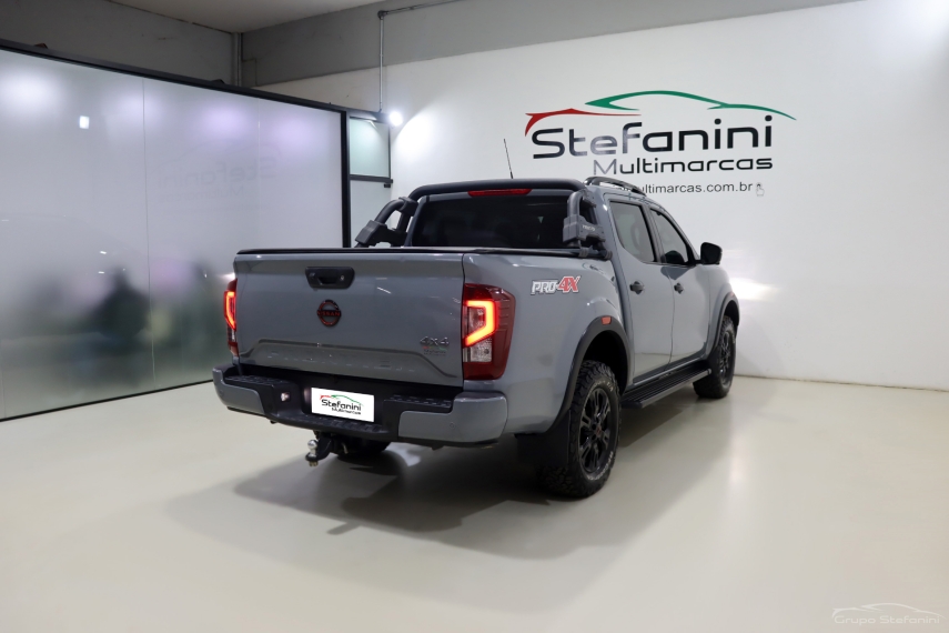 nissan frontier 2.3 16v turbo diesel pro4x cd 4x4 automatico 4p 202411