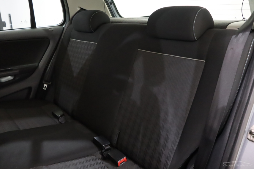 volkswagen fox 1.6 msi comfortline 8v flex 4p manual 20187