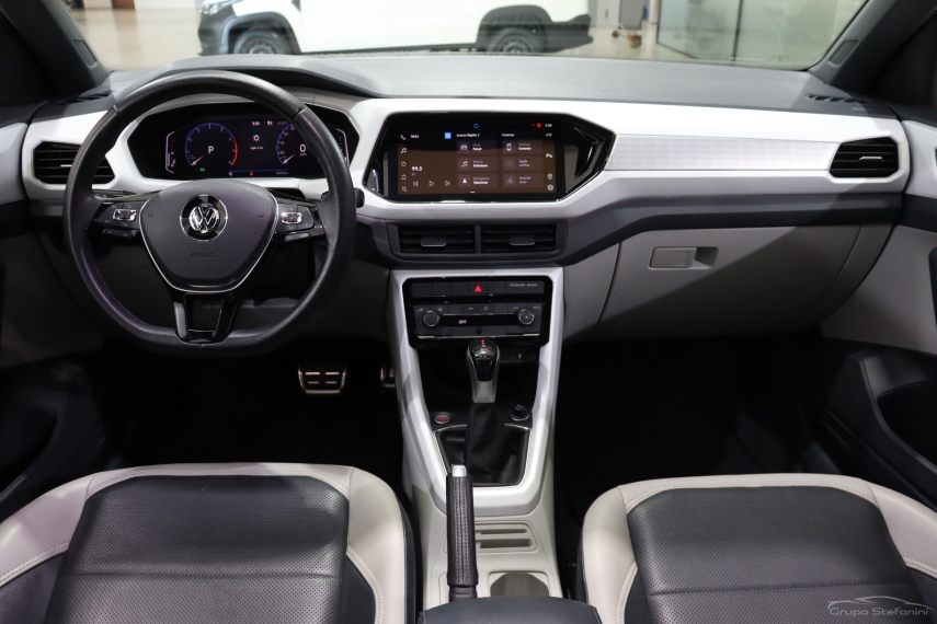 volkswagen t-cross 1.4 250 tsi total flex highline automatico 4p 20215