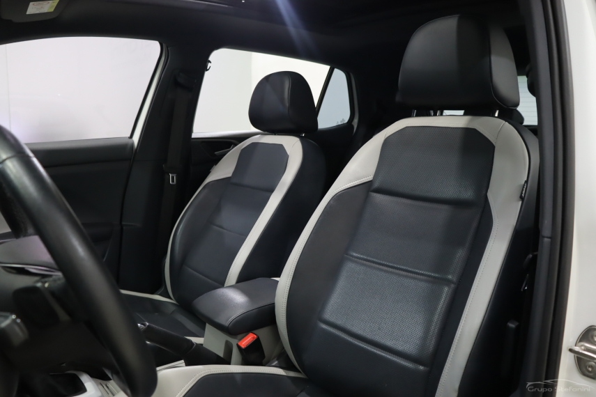 volkswagen t-cross 1.4 250 tsi total flex highline automatico 4p 20216
