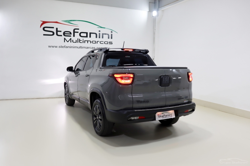 fiat toro 1.3 turbo 270 flex volcano at6 4p automatico 202512