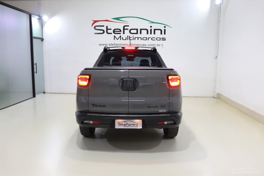 fiat toro 1.3 turbo 270 flex volcano at6 4p automatico 202511