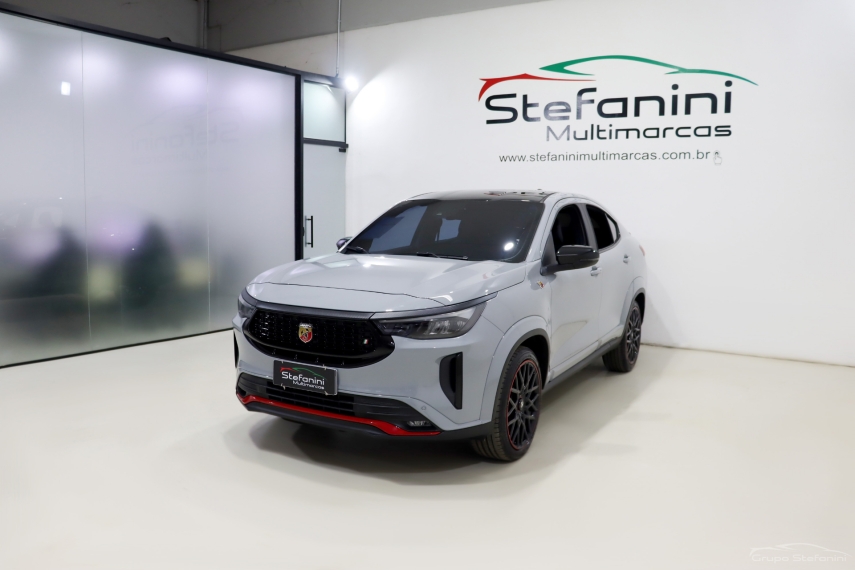 fiat fastback 1.3 turbo 270 flex abarth at6 4p automatico 2025