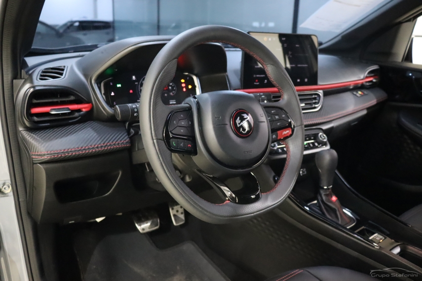 fiat fastback 1.3 turbo 270 flex abarth at6 4p automatico 20253