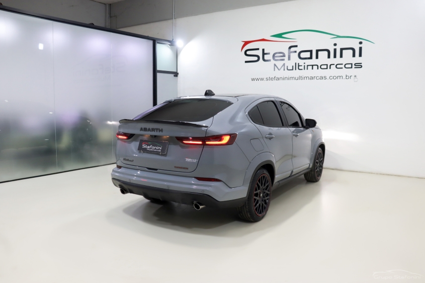 fiat fastback 1.3 turbo 270 flex abarth at6 4p automatico 202510