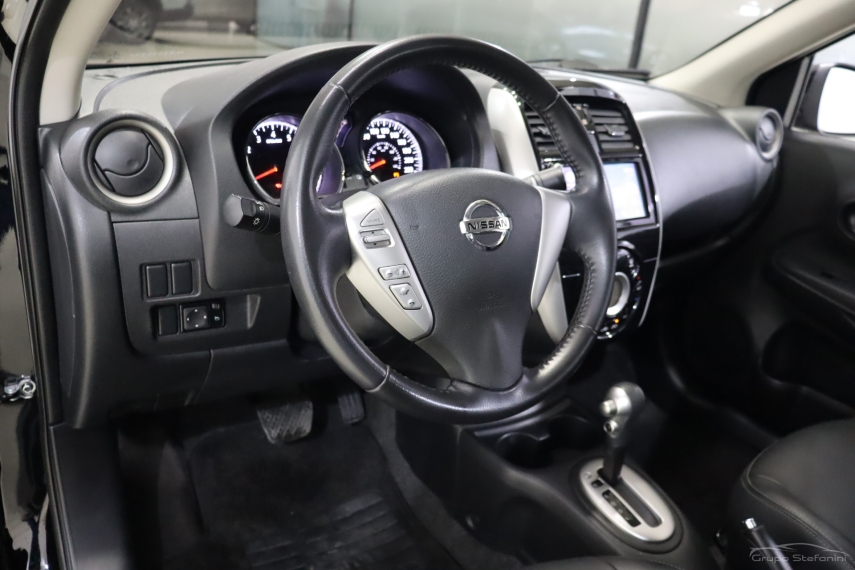 nissan versa 1.6 16v flexstart sl 4p xtronic flex automatico 20203