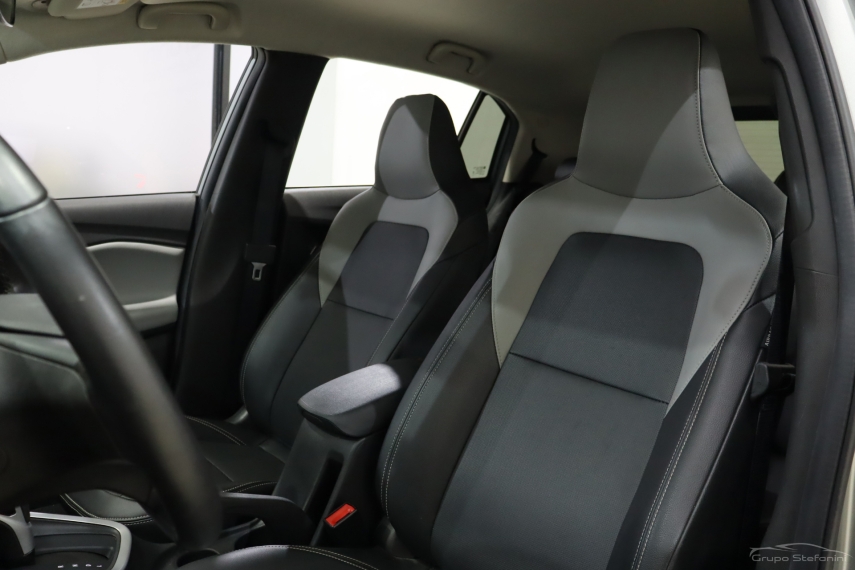 chevrolet onix 1.0 turbo flex premier automatico 4p 20246