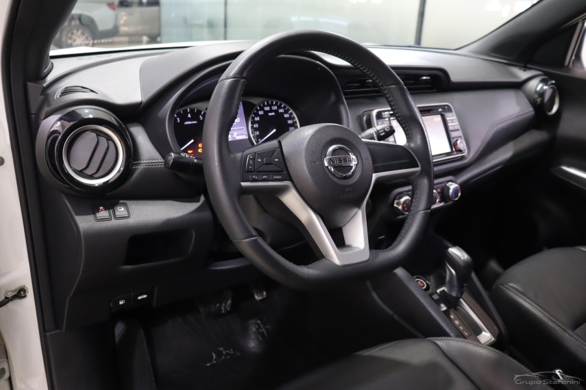 nissan kicks 1.6 16v flexstart sv 4p xtronic flex automatico 20183