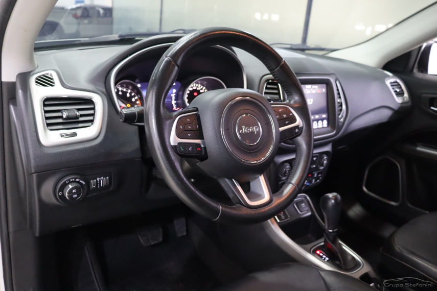 jeep compass 2.0 16v flex longitude automatico 4p 20203