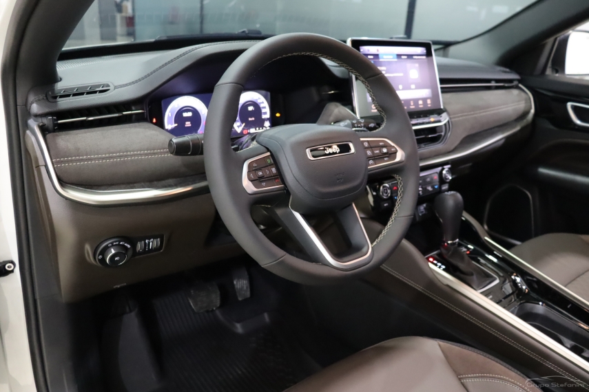 jeep commander 1.3 t270 turbo flex overland at6 4p automatico 20263