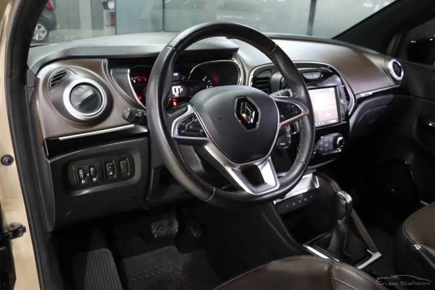 renault captur 1.3 tce flex iconic x-tronic 4p automatico 20223