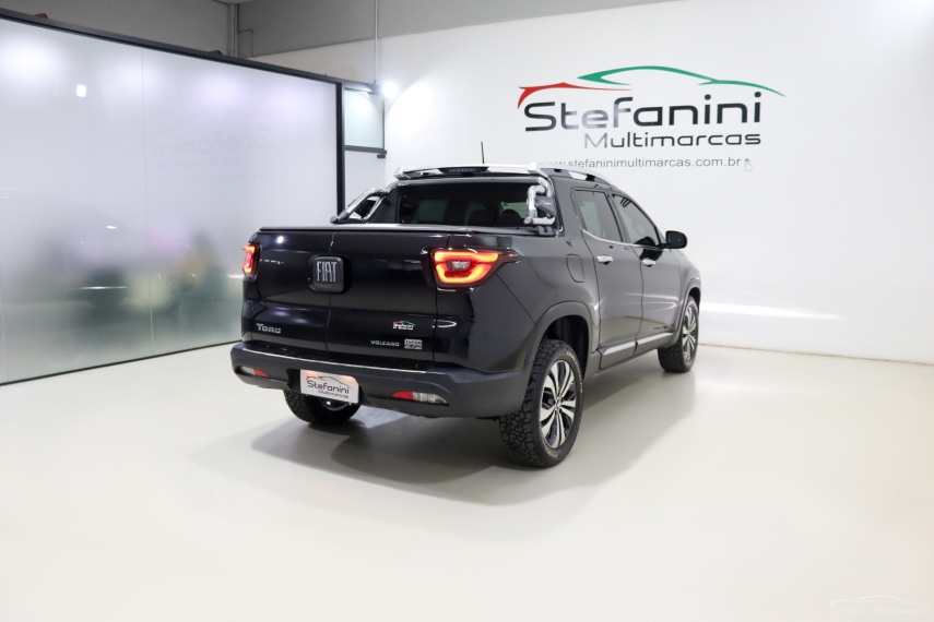 fiat toro 1.3 turbo 270 flex volcano at6 4p automatico 202310