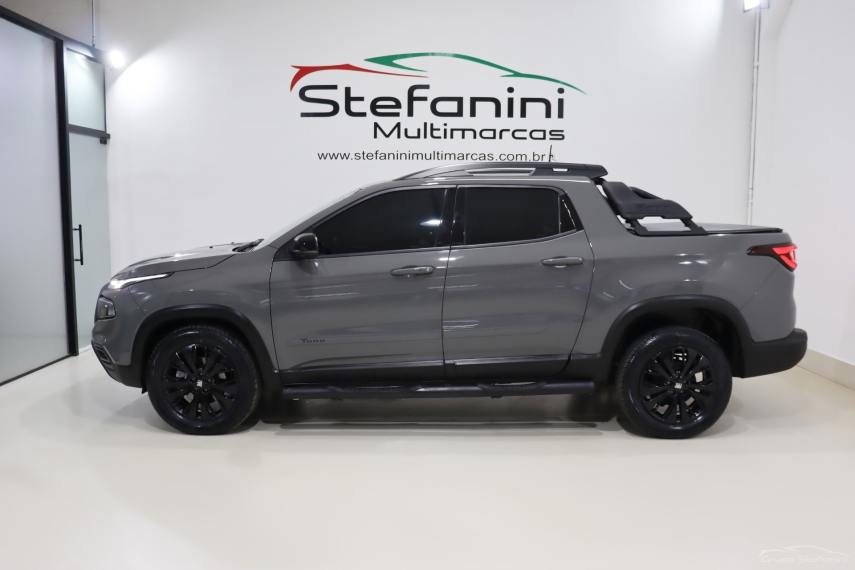 fiat toro 1.3 turbo 270 flex volcano at6 4p automatico 20239