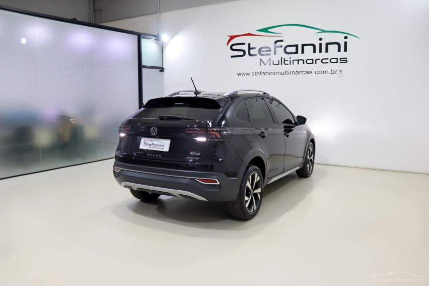 volkswagen nivus 1.0 200 tsi total flex highline automatico 4p 202410