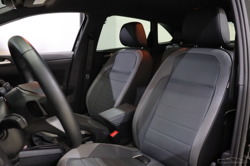 volkswagen nivus 1.0 200 tsi total flex highline automatico 4p 20246
