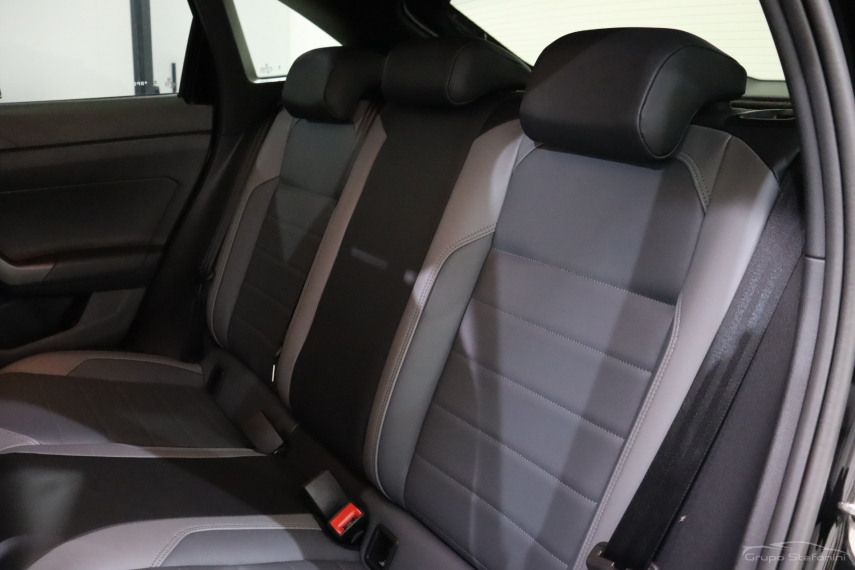 volkswagen nivus 1.0 200 tsi total flex highline automatico 4p 20247