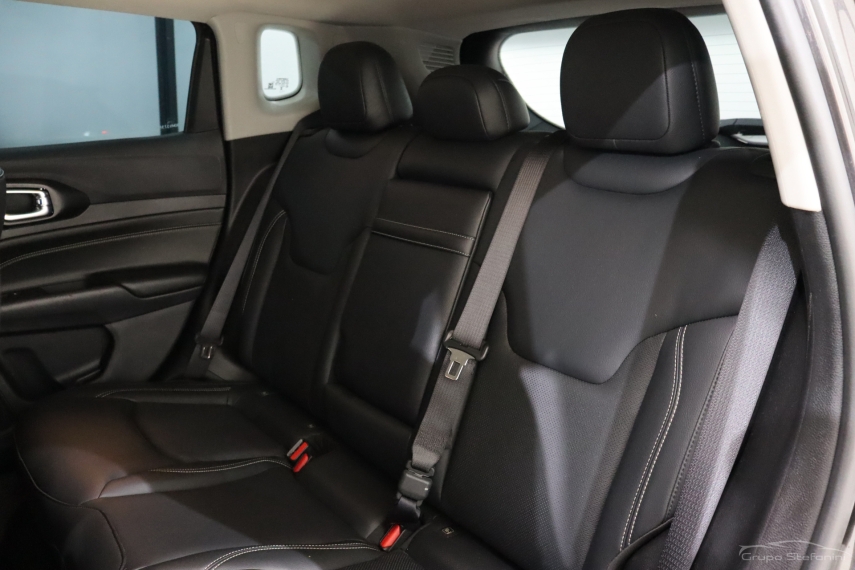 jeep compass 1.3 t270 turbo flex longitude at6 4p automatico 20257