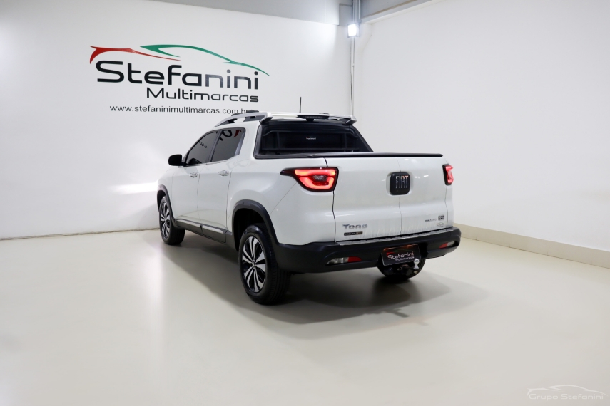 fiat toro 1.3 turbo 270 flex volcano at6 4p automatico 202512