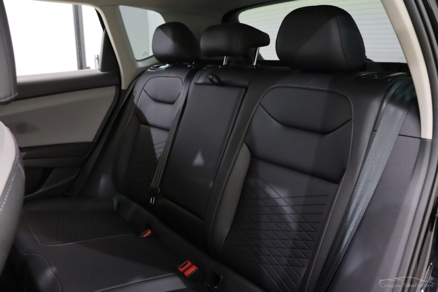 volkswagen taos 1.4 250 tsi total flex comfortline automatico 4p 20237
