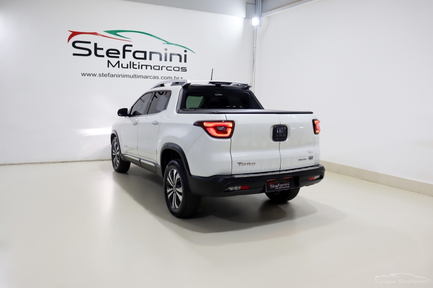 fiat toro 1.3 turbo 270 flex volcano at6 4p automatico 202412
