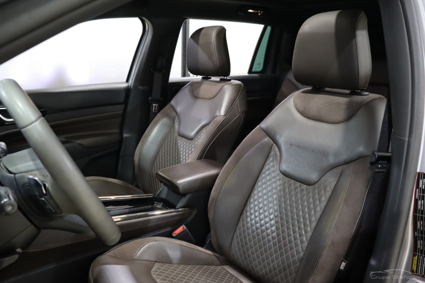 jeep commander 2.0 td380 turbo diesel overland at9 4p automatico 20236