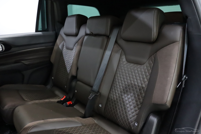 jeep commander 2.0 td380 turbo diesel overland at9 4p automatico 20237