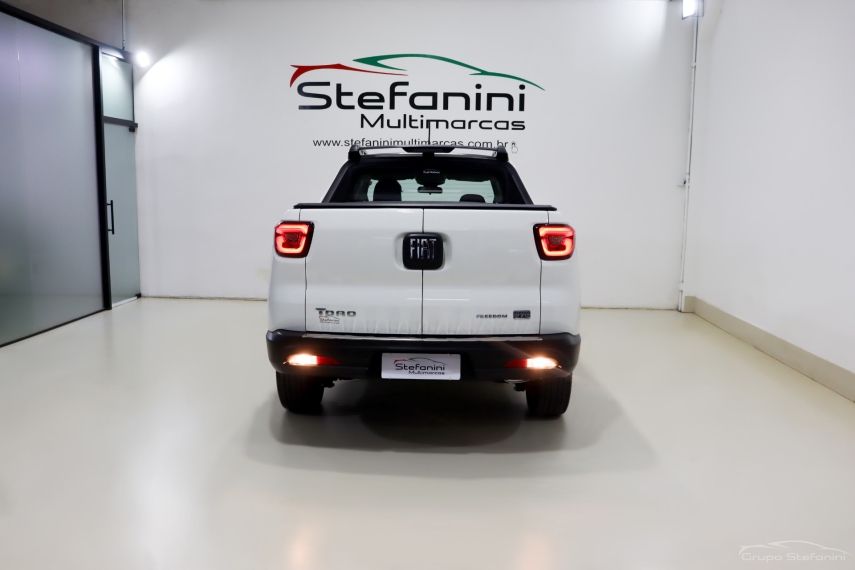 fiat toro 1.3 turbo 270 flex freedom at6 4p automatico 202511