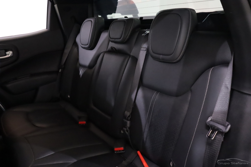 fiat toro 1.3 turbo 270 flex volcano at6 4p automatico 20237
