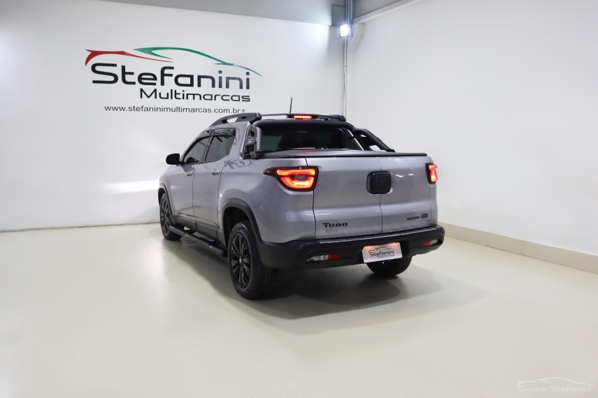 fiat toro 1.3 turbo 270 flex volcano at6 4p automatico 202412