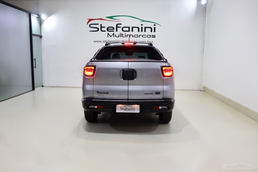 fiat toro 1.3 turbo 270 flex volcano at6 4p automatico 202411