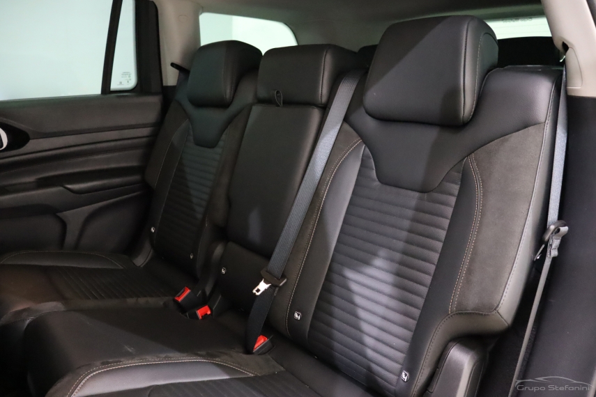 jeep commander 2.0 td380 turbo diesel limited at9 4p automatico 20227