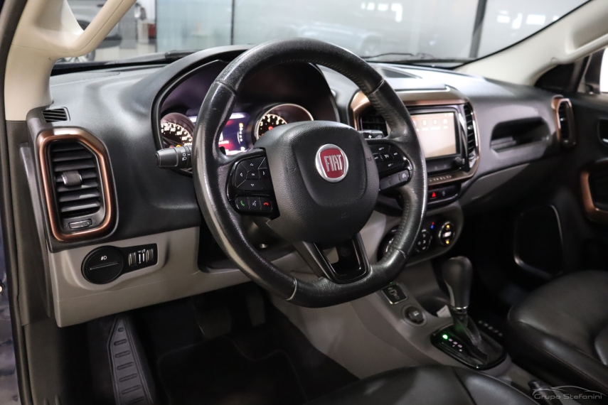 fiat toro 2.4 16v multiair flex volcano at9 4p automatico 20203