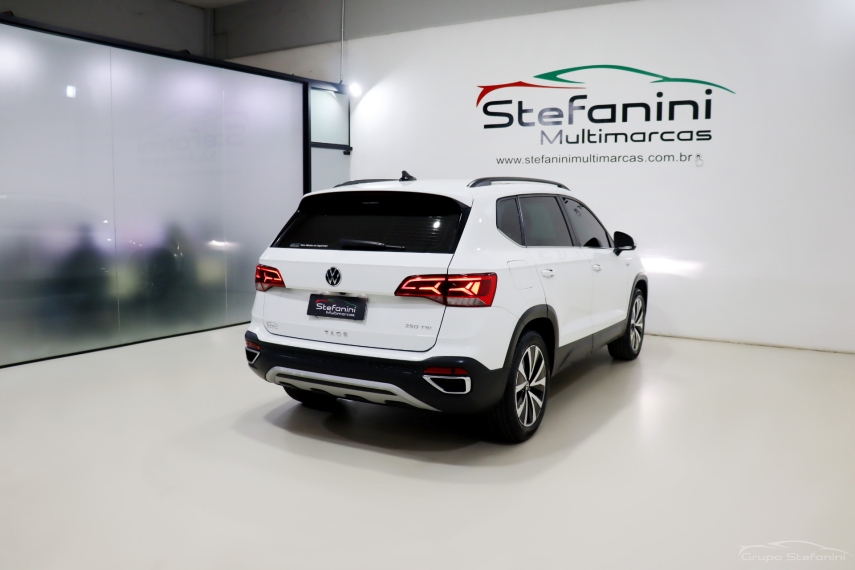 volkswagen taos 1.4 250 tsi total flex comfortline automatico 4p 202410