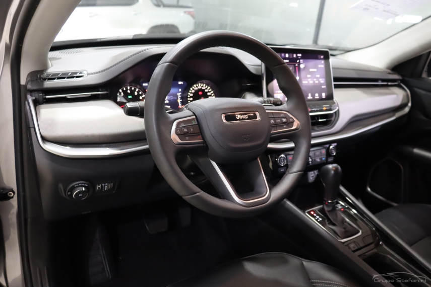 jeep compass 1.3 t270 turbo flex longitude at6 4p automatico 20233