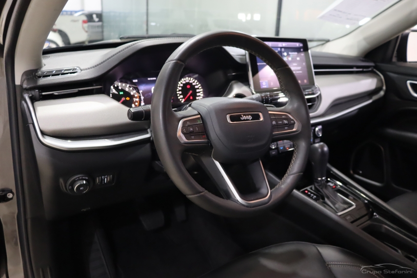 jeep compass 1.3 t270 turbo flex longitude at6 4p automatico 20233