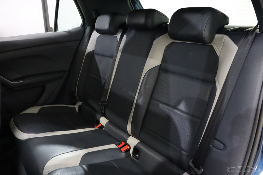 volkswagen t-cross 1.4 250 tsi total flex highline automatico 4p 20217