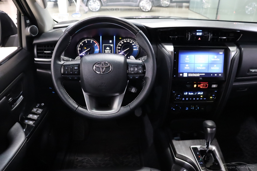 toyota hilux sw4 2.8 d-4d turbo diesel srx platinum 7l 4x4 automatico 4p 20244