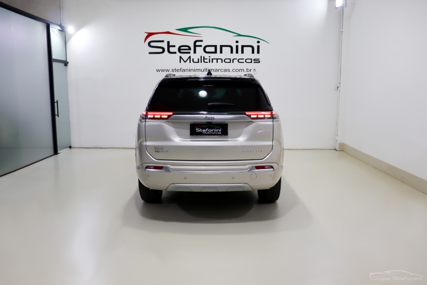 jeep commander 2.0 td380 turbo diesel overland at9 4p automatico 202313