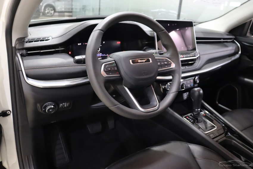 jeep compass 1.3 t270 turbo flex limited at6 4p automatico 20233