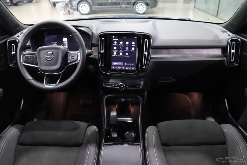 volvo xc40 p8 recharge twin electric ultimate awd 7.8 eletrico 4p automatico 20235