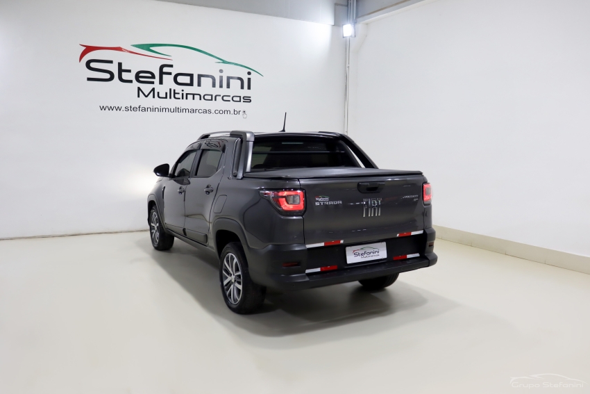 fiat strada 1.3 firefly flex volcano cd cvt 4p automatico 202312