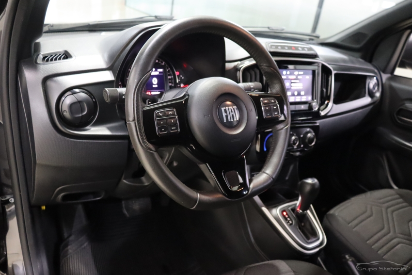 fiat strada 1.3 firefly flex volcano cd cvt 4p automatico 20233