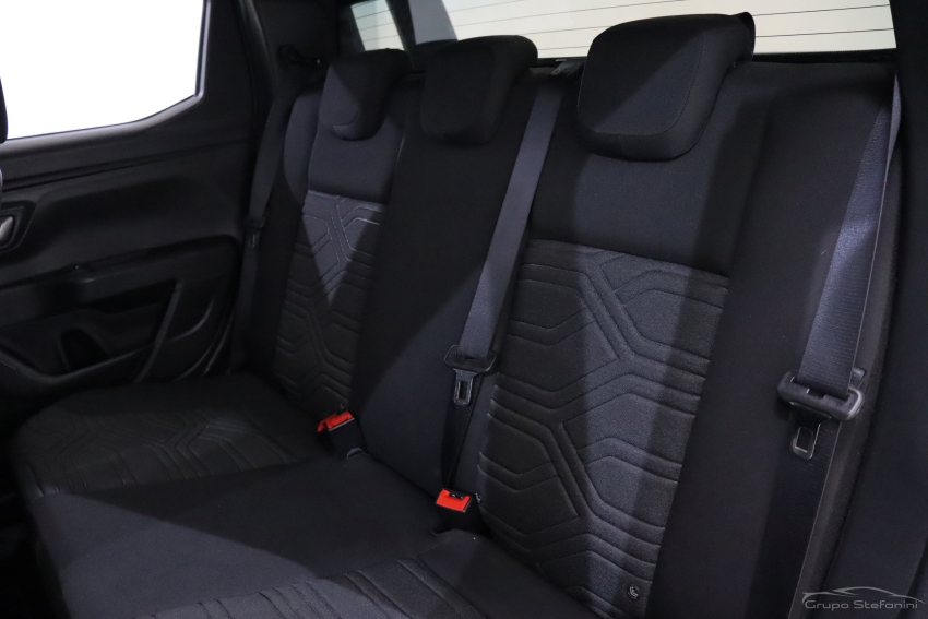 fiat strada 1.3 firefly flex volcano cd cvt 4p automatico 20237
