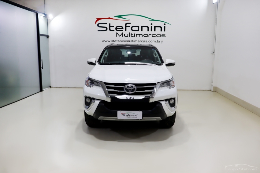 toyota hilux sw4 2.7 srv 7 lugares 4x2 16v flex 4p automatico 20191
