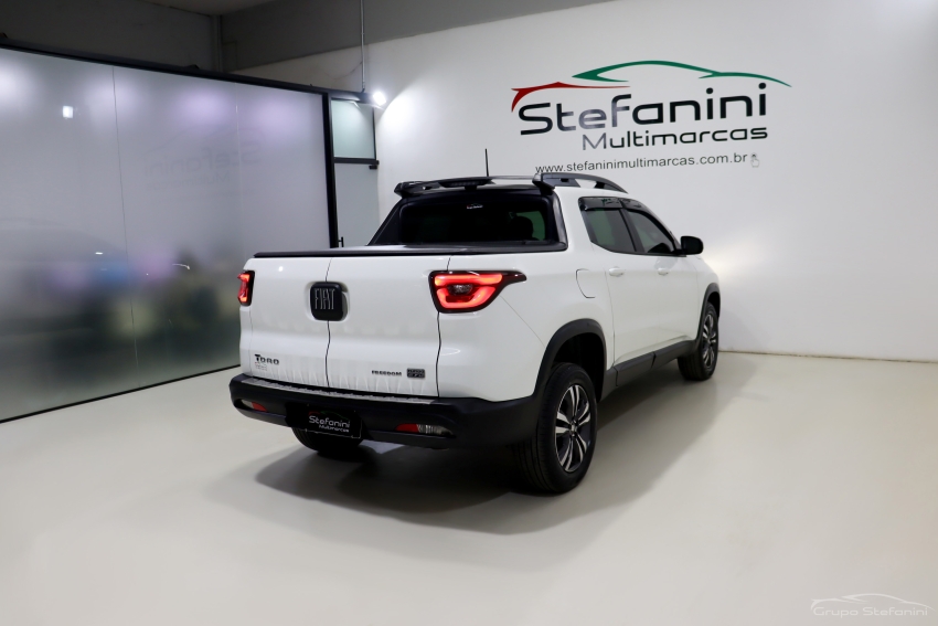 fiat toro 1.3 turbo 270 flex freedom at6 4p automatico 202510
