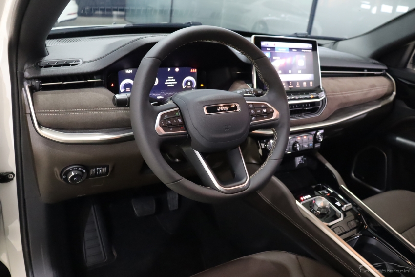 jeep commander 2.2 turbo diesel overland at9 4p automatico 20273