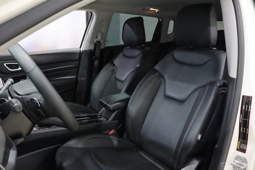 jeep compass 1.3 t270 turbo flex longitude at6 4p automatico 20256