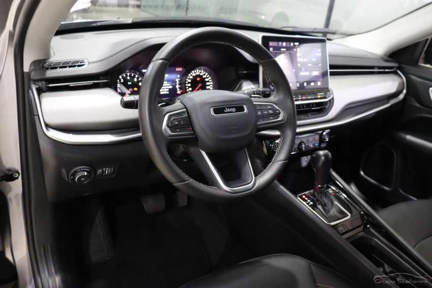 jeep compass 1.3 t270 turbo flex longitude at6 4p automatico 20233